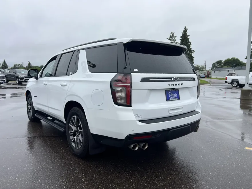 2024 Chevrolet Tahoe Z71 photo 1