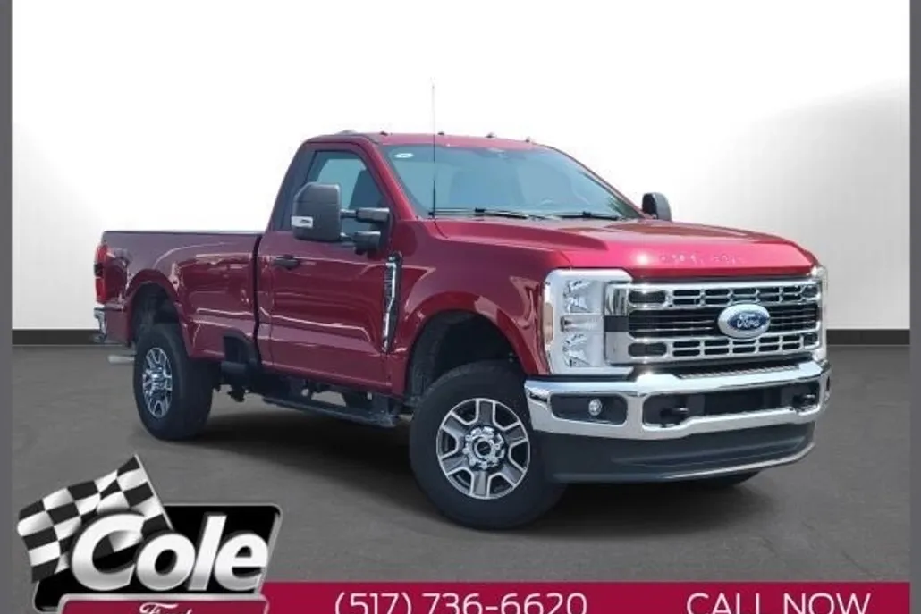 2025 Ford F-350 XLT photo 1
