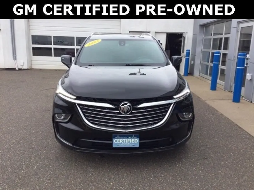 2023 Buick Enclave Premium photo 1
