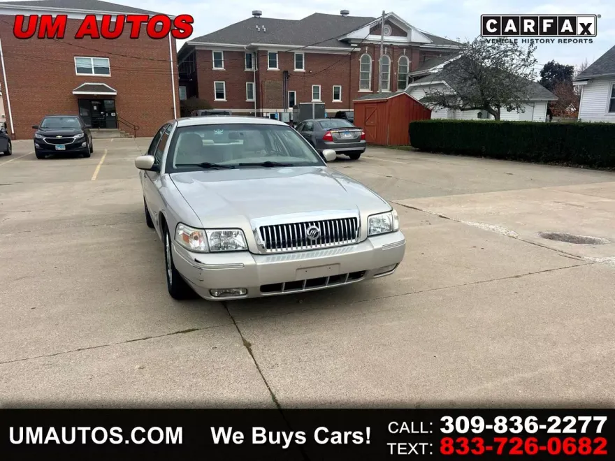 2010 Mercury Grand Marquis LS photo 1
