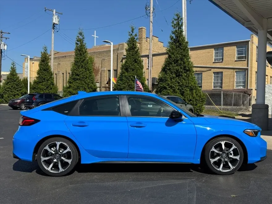 2026 Honda Civic Hybrid Sport Touring Hatchback photo 1