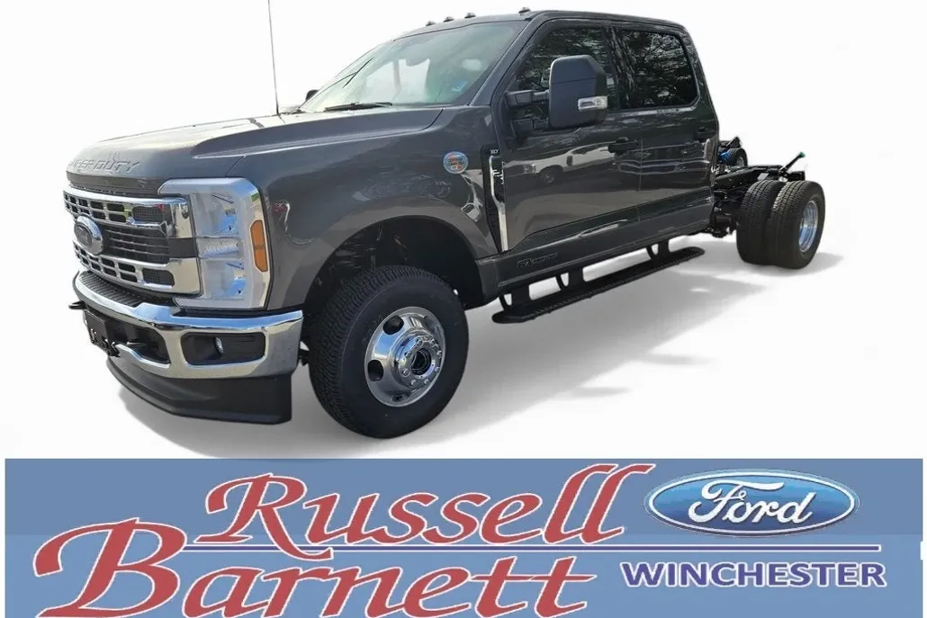 2025 Ford F-350 XLT photo 1