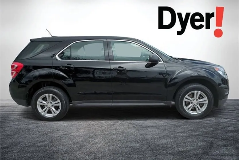 2017 Chevrolet Equinox LS photo 1