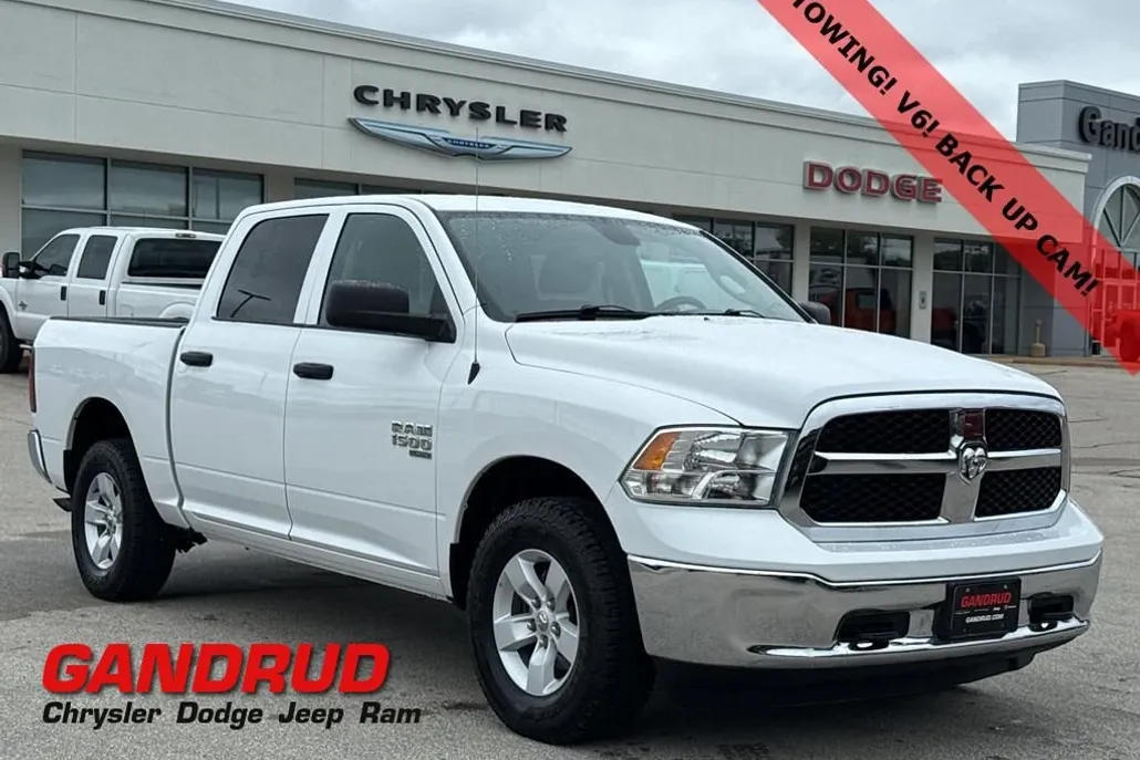 2022 Ram 1500 Classic SLT photo 1