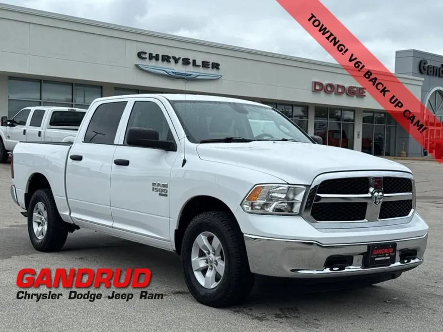 2022 Ram 1500 Classic SLT photo 1