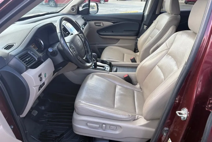 2017 Honda Ridgeline RTL-E photo 1