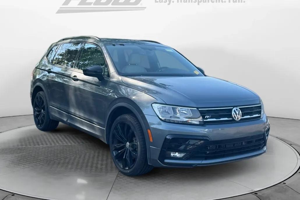 2021 Volkswagen Tiguan SE R-Line Black photo 1