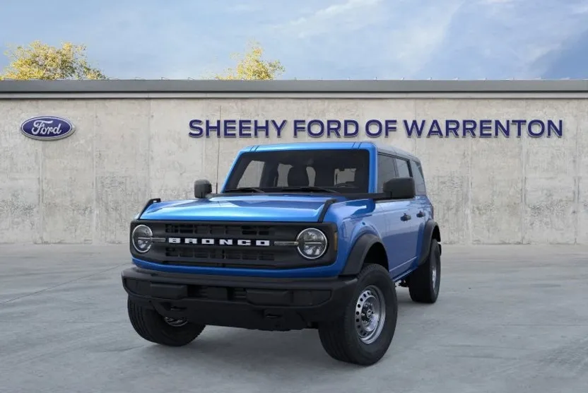 2025 Ford Bronco Base photo 1