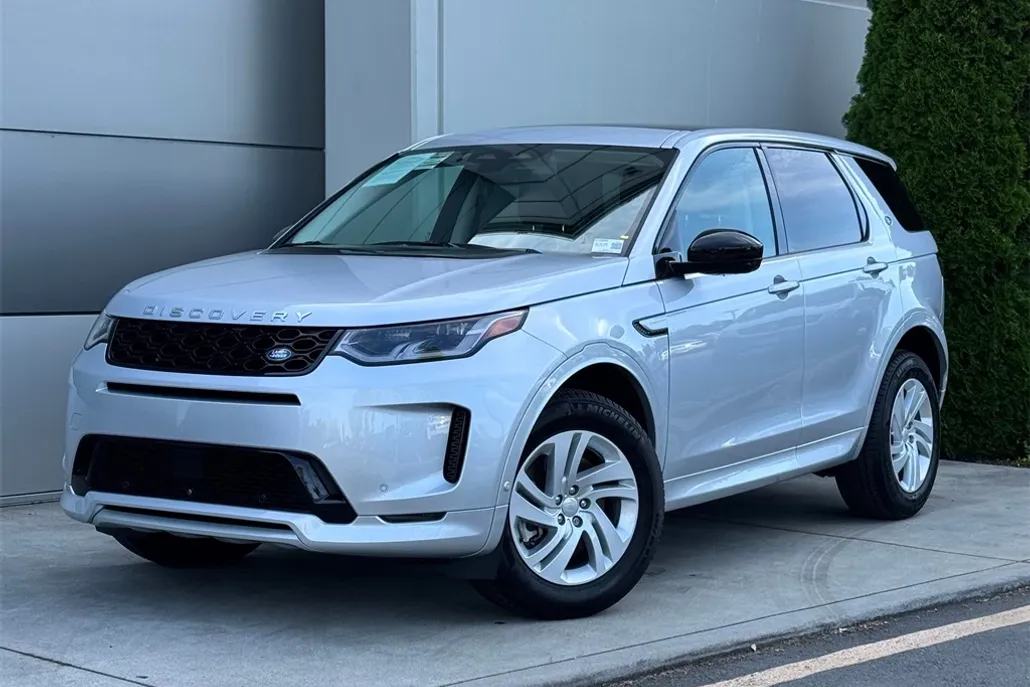 2024 Land Rover Discovery Sport S photo 1