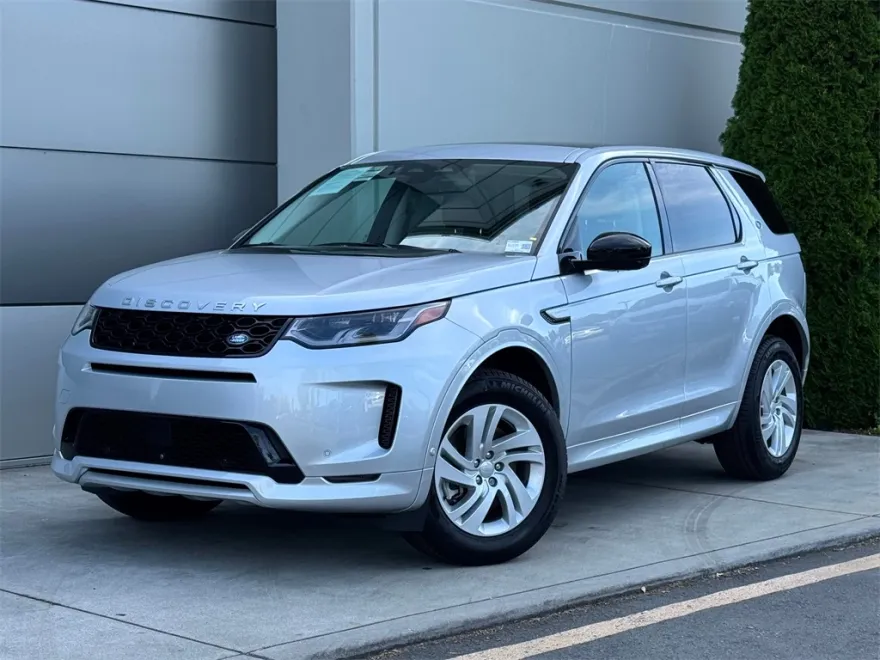 2024 Land Rover Discovery Sport S photo 1