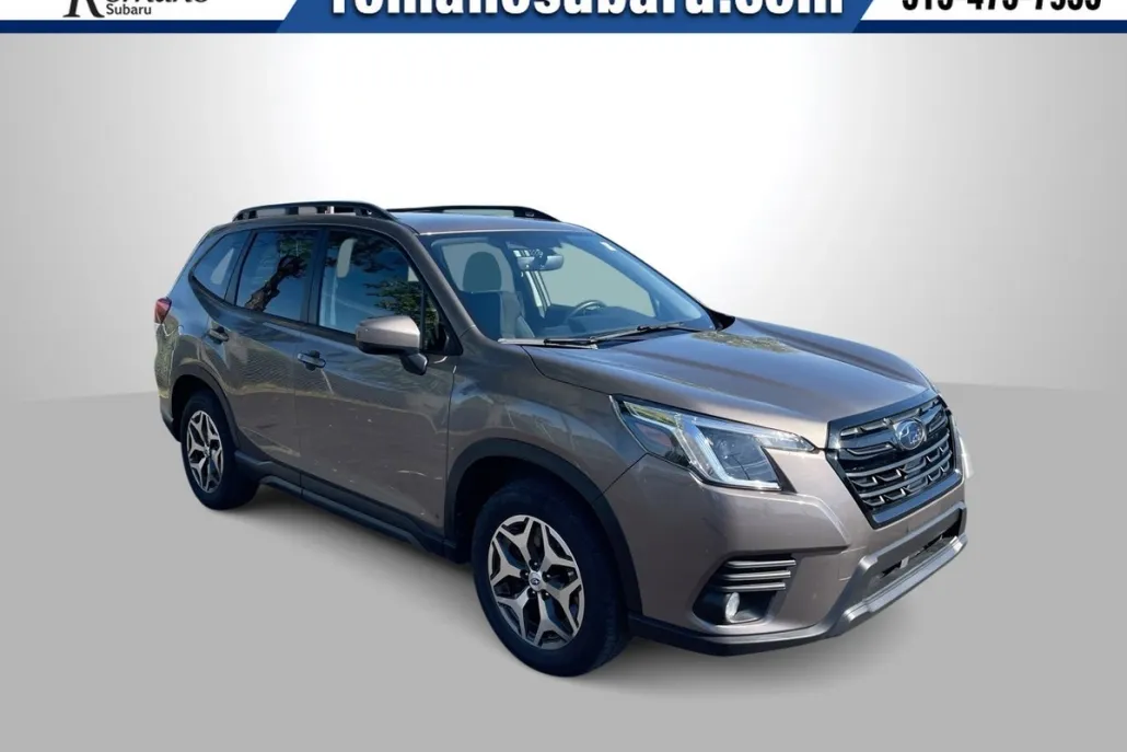 2023 Subaru Forester Premium photo 1