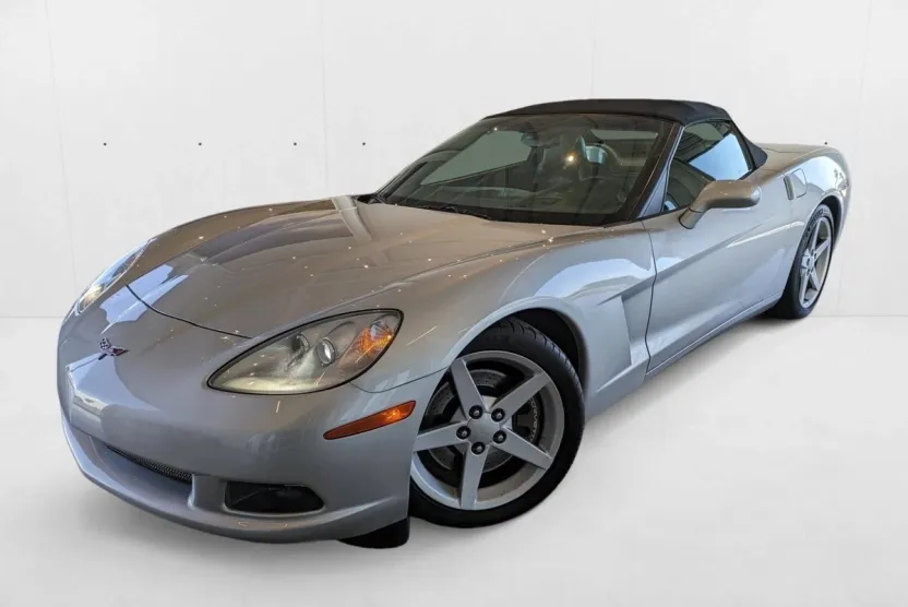 2005 Chevrolet Corvette photo 1