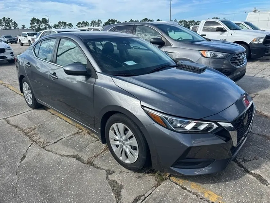 2023 Nissan Sentra S photo 1