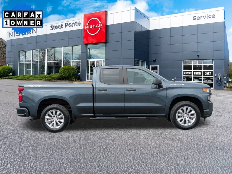 2020 Chevrolet Silverado 1500 Custom photo 1