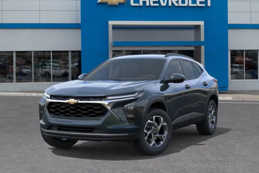 2026 Chevrolet Trax LT photo 1