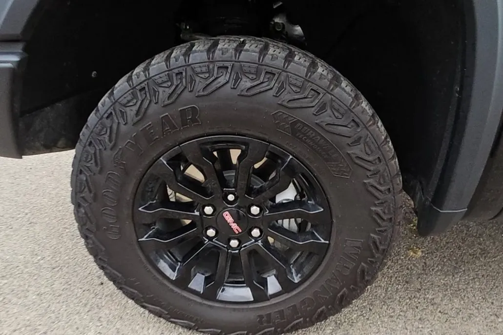 2023 Gmc Sierra 1500 AT4X photo 1
