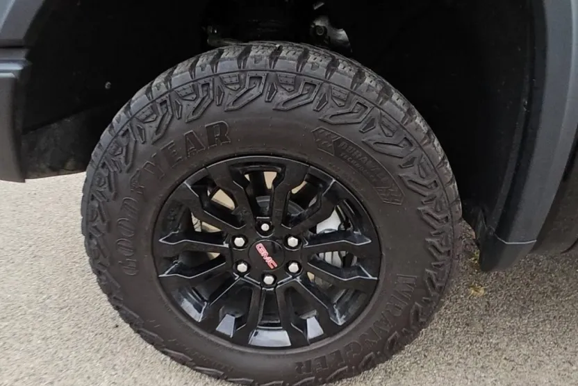 2023 Gmc Sierra 1500 AT4X photo 1