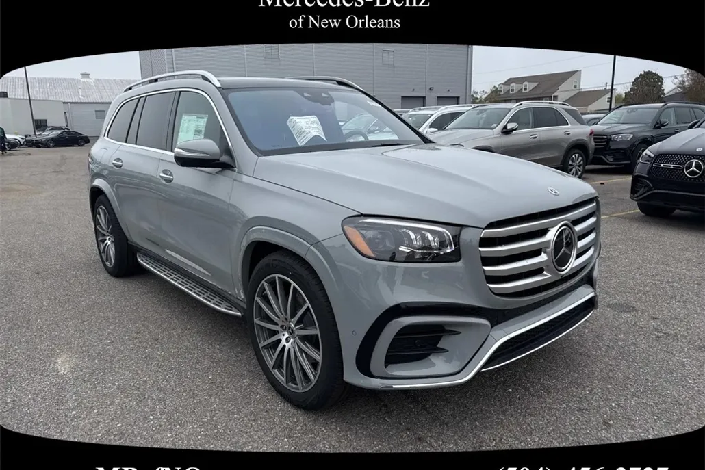 2025 Mercedes Benz GLS 450 4MATIC photo 1