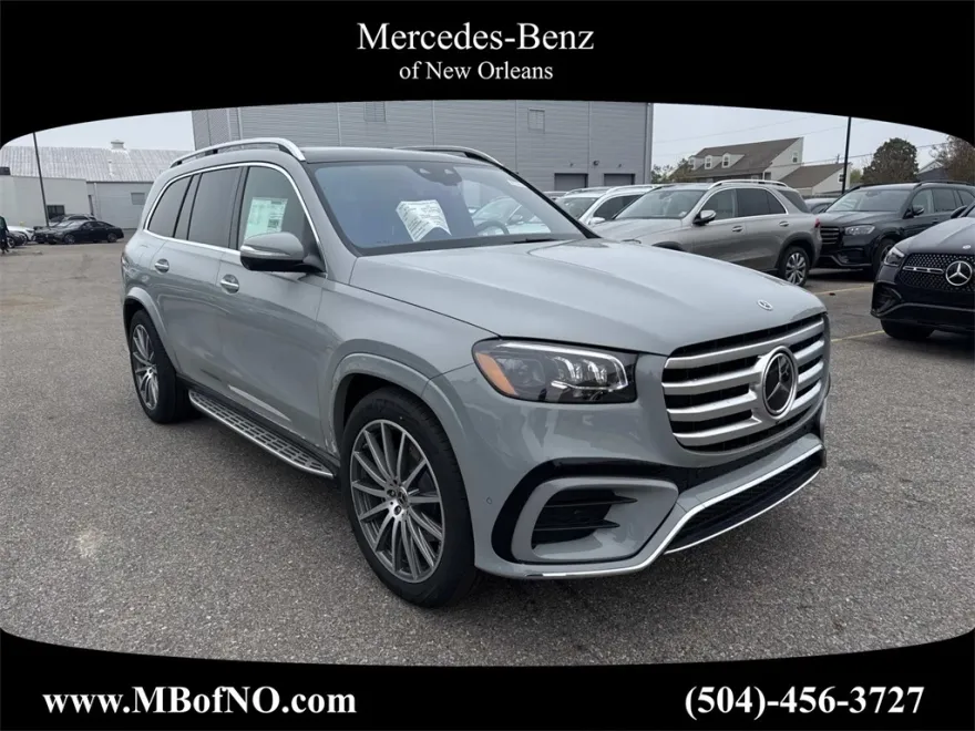 2025 Mercedes Benz GLS 450 4MATIC photo 1