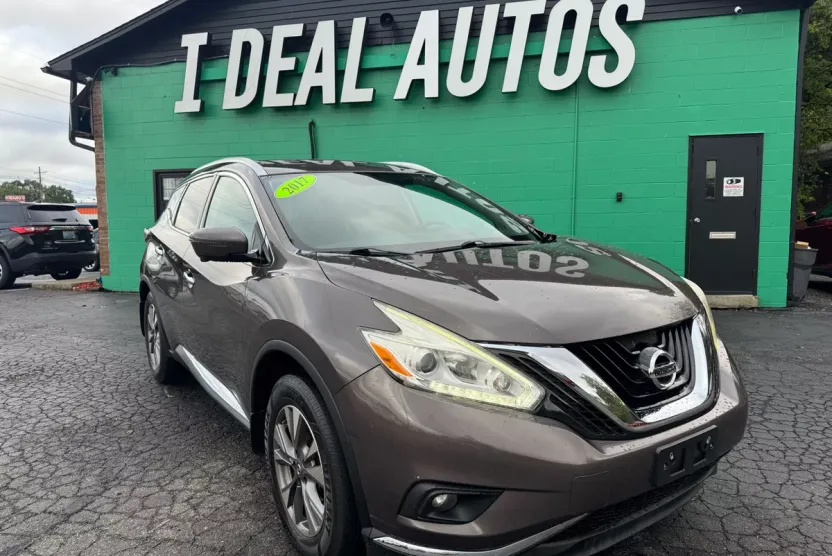 2017 Nissan Murano SL photo 1