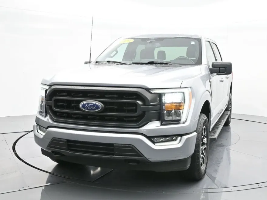 2023 Ford F-150 XLT photo 1