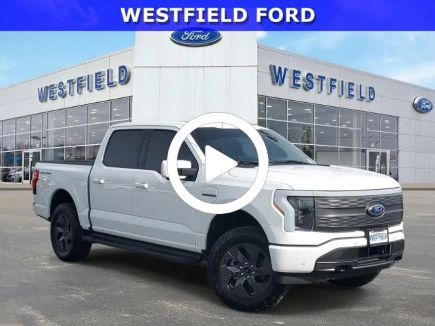 2023 Ford F-150 Lightning Lariat photo 1