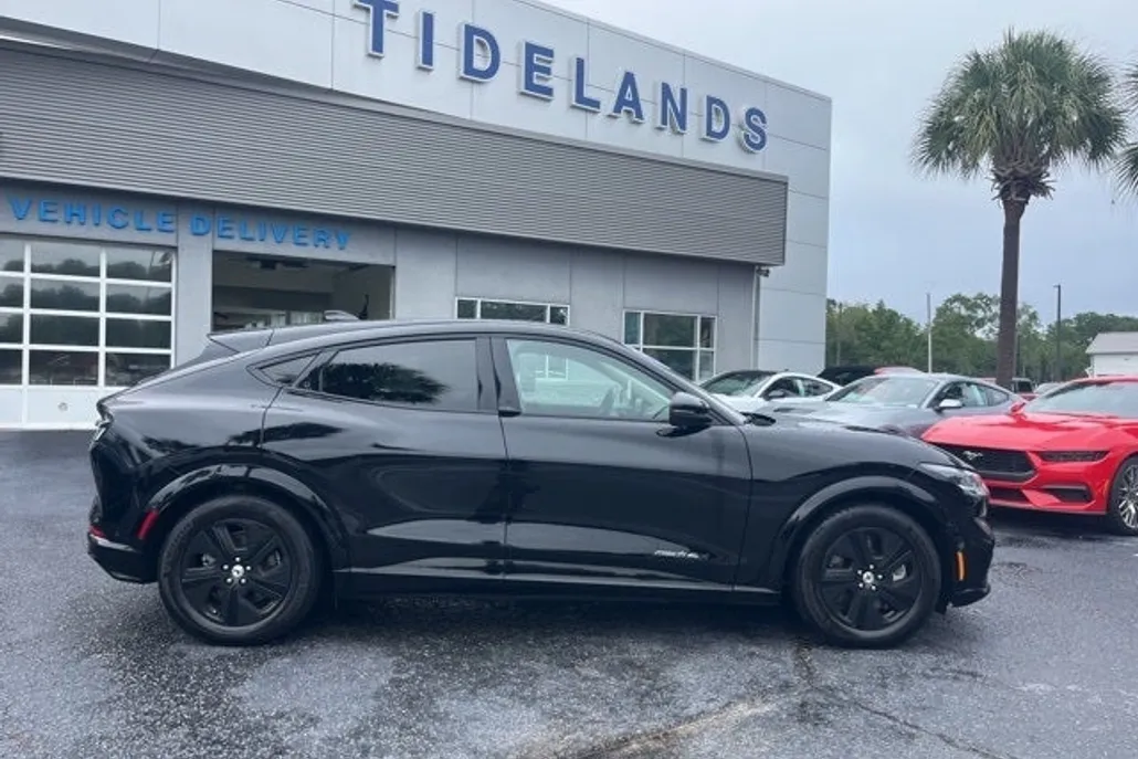 2022 Ford Mustang Mach-E California Route 1 photo 1