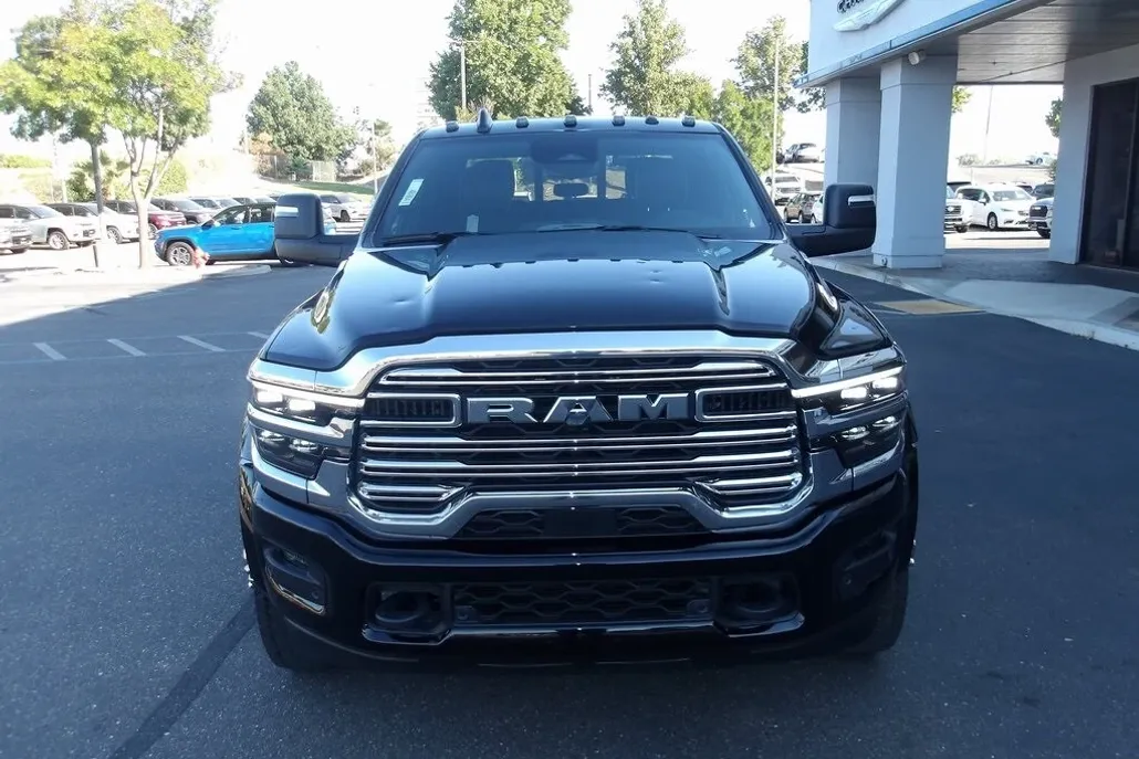 2025 Ram 5500 photo 1