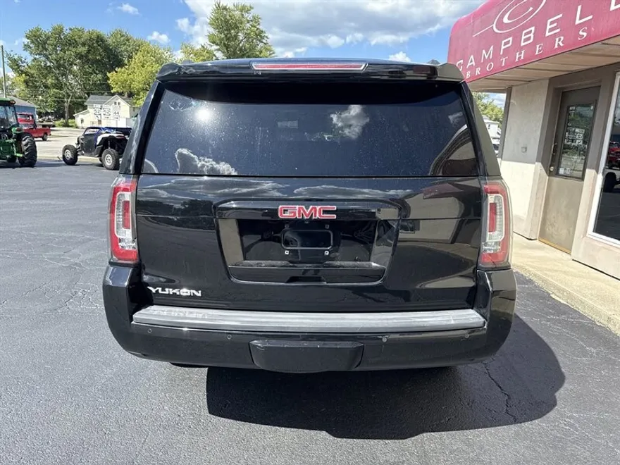 2020 Gmc Yukon SLT photo 1