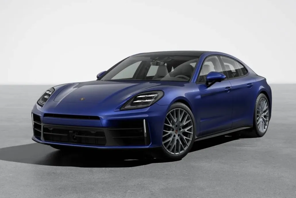 2026 Porsche Panamera 4 photo 1