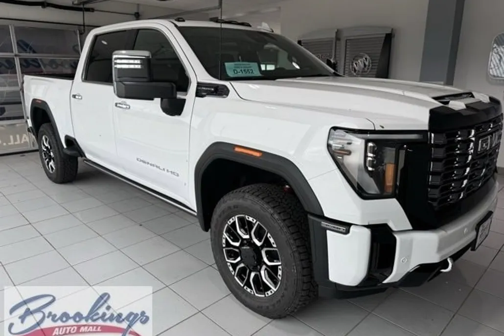 2025 Gmc Sierra 3500 HD Denali Ultimate photo 1