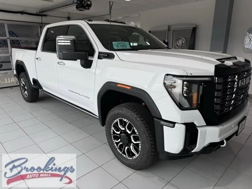 2025 Gmc Sierra 3500 HD Denali Ultimate photo 1