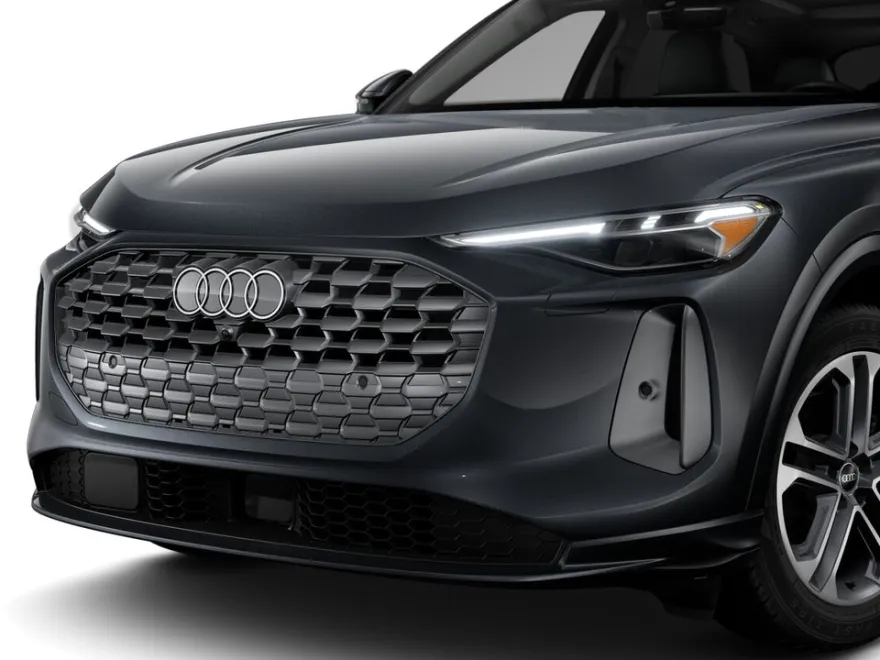 2025 Audi Q5 2.0T Prestige photo 1