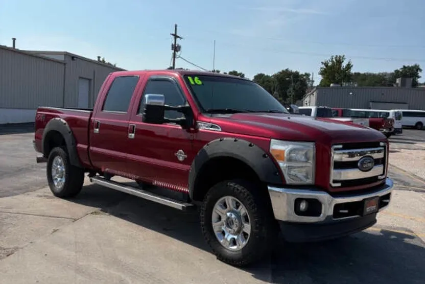 2016 Ford F-250 Lariat photo 1