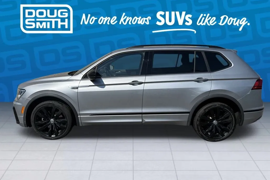 2020 Volkswagen Tiguan SE R-Line Black photo 1