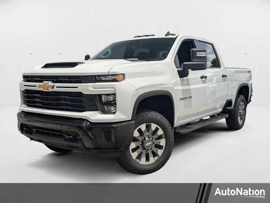 2025 Chevrolet Silverado 2500HD Custom photo 1