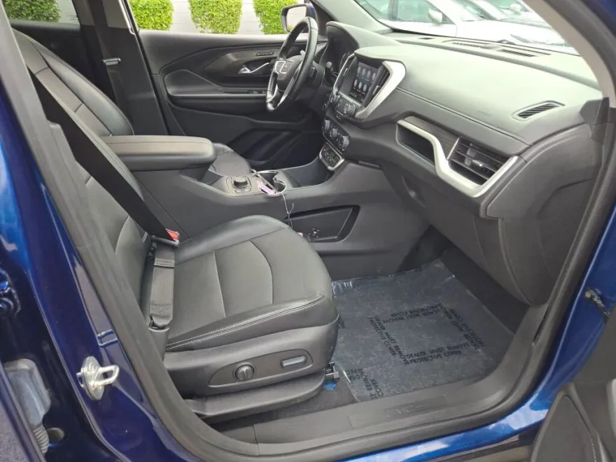 2023 Gmc Terrain SLT photo 1