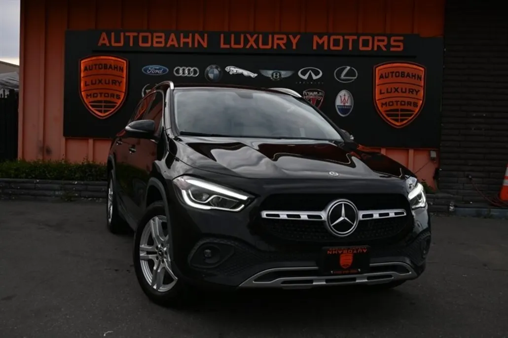 2021 Mercedes Benz GLA 250 photo 1
