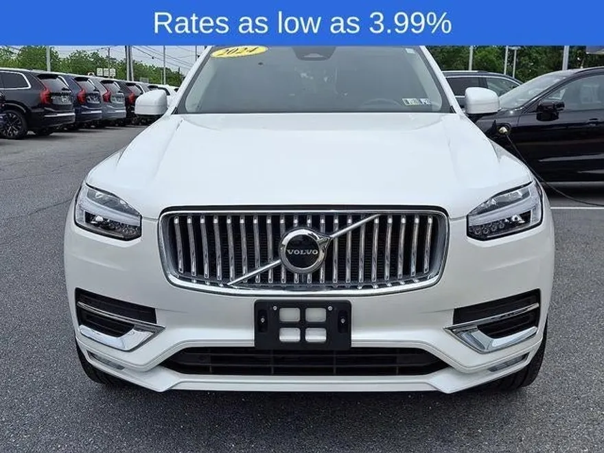2024 Volvo XC90 B5 AWD Core photo 1
