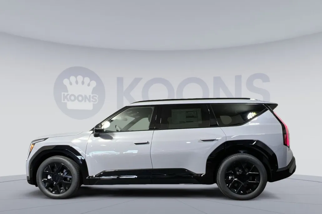 2026 Kia EV9 Land photo 1