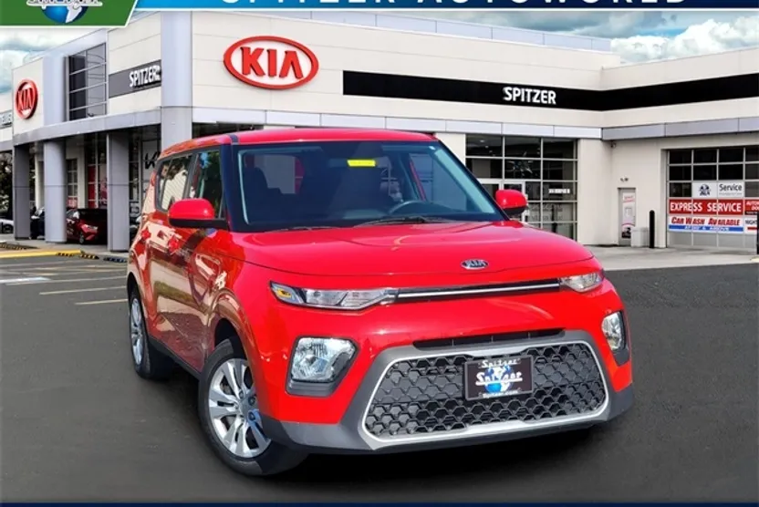 2020 Kia Soul LX photo 1