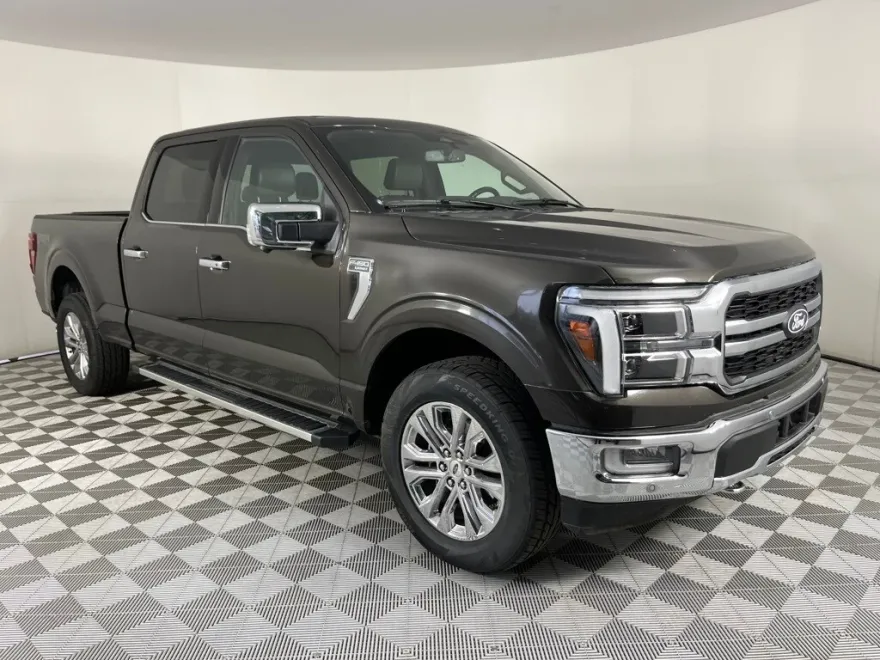 2024 Ford F-150 Lariat photo 1