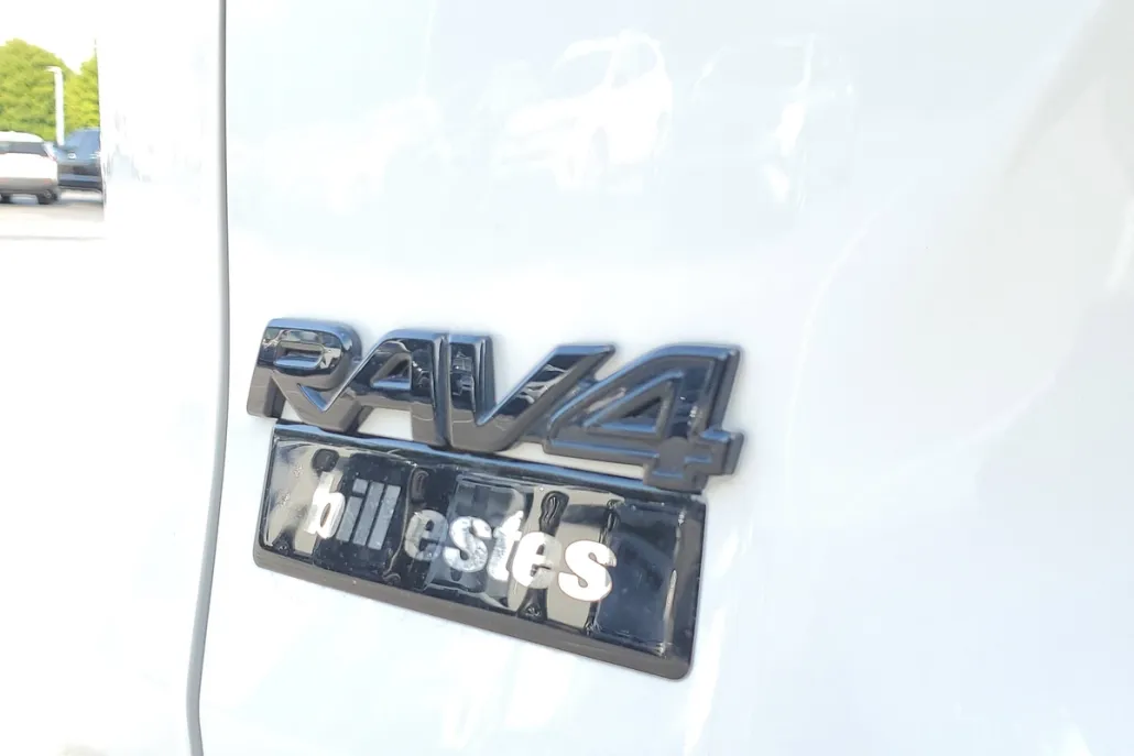 2024 Toyota RAV4 Hybrid XSE photo 1