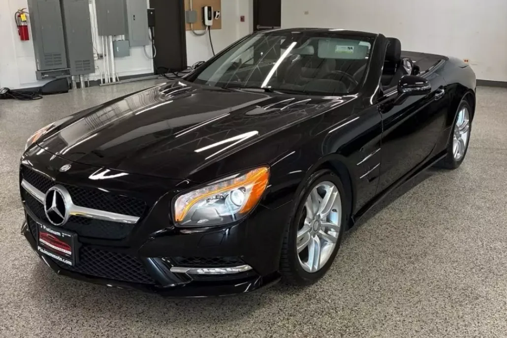 2016 Mercedes Benz SL 400 photo 1