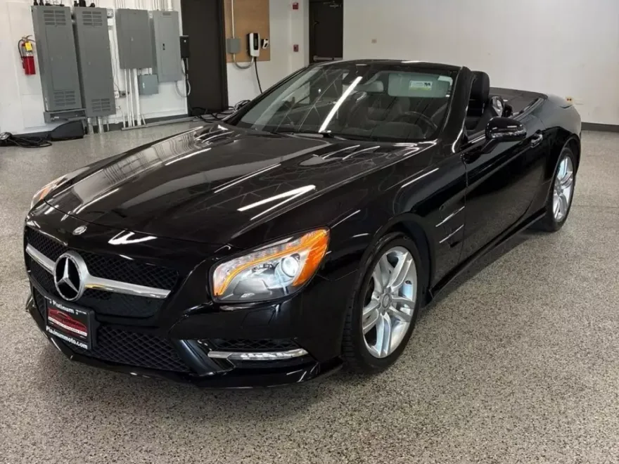 2016 Mercedes Benz SL 400 photo 1