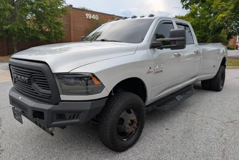 2017 Ram 3500 Tradesman photo 1