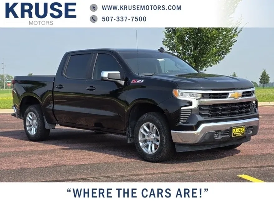 2023 Chevrolet Silverado 1500 LT photo 1