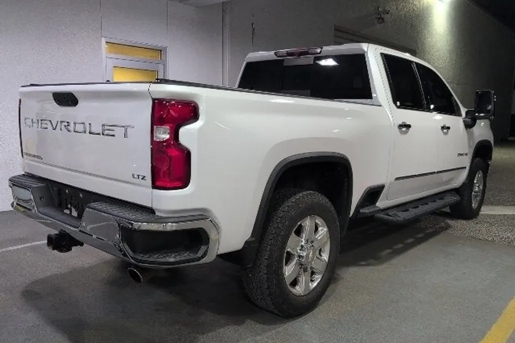 2022 Chevrolet Silverado 2500HD LTZ photo 1