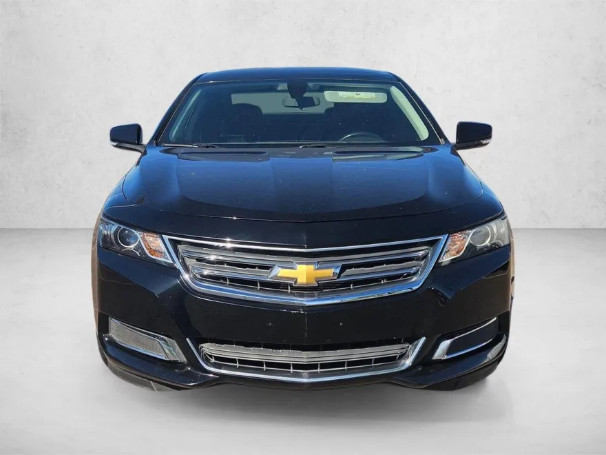 2017 Chevrolet Impala 1LT photo 1