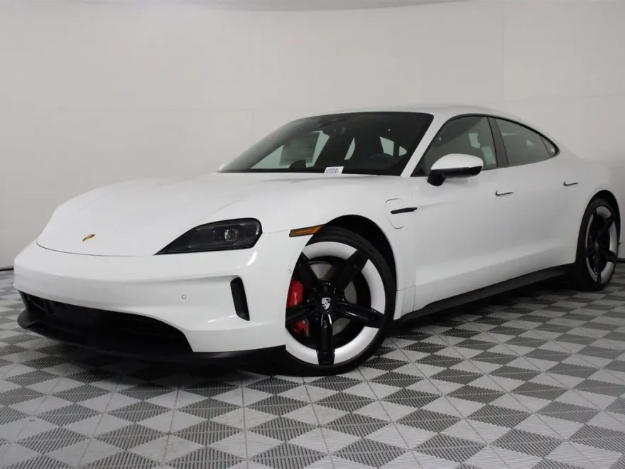 2025 Porsche Taycan 4S photo 1